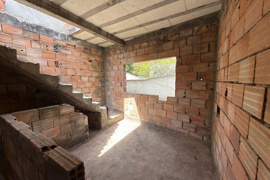 Sala de TV de casa à venda com 3 quartos, 110m² em Tijuca, Contagem