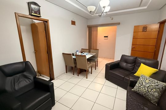 Sala de casa à venda com 3 quartos, 110m² em Jardim Presidente, Goiânia
