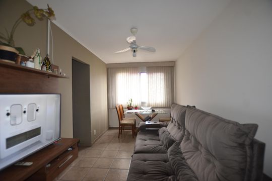 Apartamento à venda com 2 quartos, 48m² em Jardim Sulacap, Rio de Janeiro