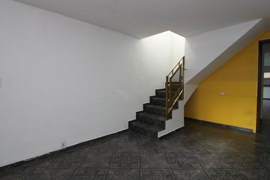 Casa à venda com 2 quartos, 193m² em Vila Silvia, São Paulo