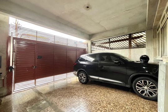 Garagem de casa à venda com 3 quartos, 220m² em Vila Santa Catarina, São Paulo