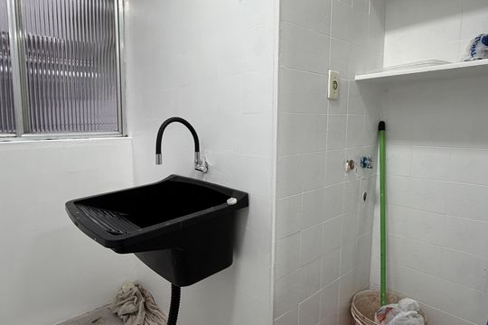 Cozinha e Área de Serviço de apartamento para alugar com 2 quartos, 70m² em Vila Belmiro, Santos