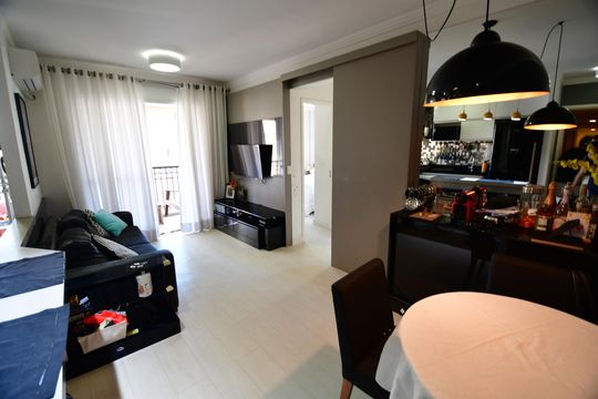Apartamento à venda com 2 quartos, 58m² em Cambuí, Campinas