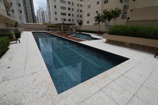 Área comum - Piscina de apartamento à venda com 2 quartos, 58m² em Cambuí, Campinas