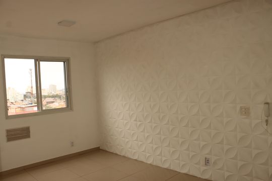 Apartamento para alugar com 2 quartos, 42m² em Cidade Satelite Santa Barbara, São Paulo