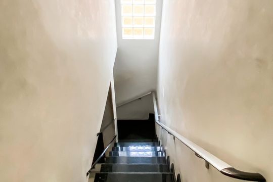 Escada  de casa à venda com 3 quartos, 320m² em Parque Cisper, São Paulo