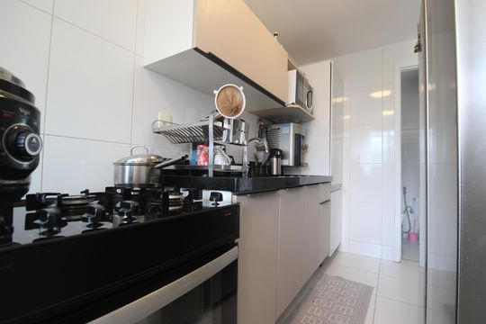 Cozinha de apartamento à venda com 3 quartos, 120m² em Barra Olímpica, Rio de Janeiro