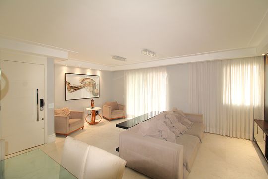 Sala de apartamento à venda com 3 quartos, 123m² em Carandiru, São Paulo