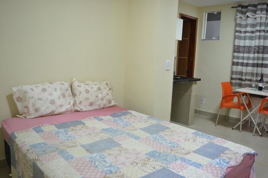 Quarto 1 de apartamento para alugar com 1 quarto, 25m² em Vila Felipe, Petrópolis