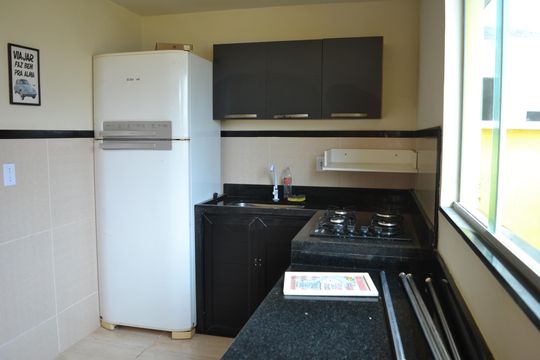 Cozinha de kitnet/studio para alugar com 1 quarto, 25m² em Vila Felipe, Petrópolis