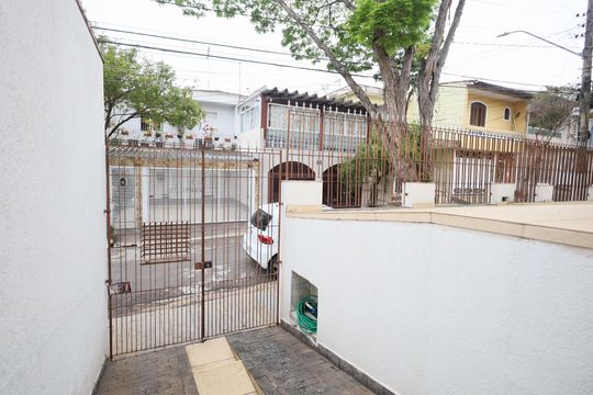 Garagem de casa à venda com 2 quartos, 250m² em Jardim D’abril, Osasco