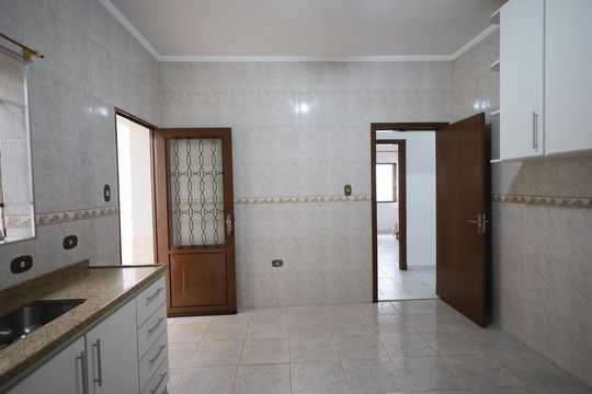 Cozinha de casa à venda com 2 quartos, 250m² em Jardim D’abril, Osasco