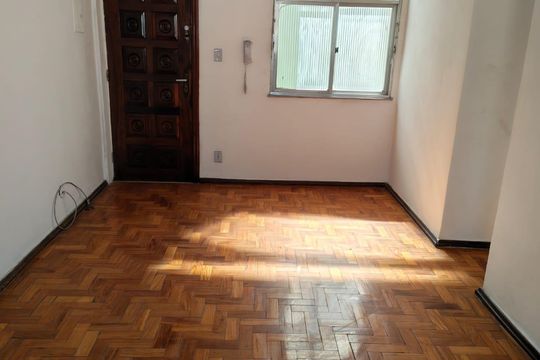 Sala de apartamento à venda com 2 quartos, 48m² em Coelho Neto, Rio de Janeiro