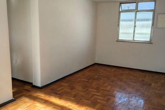 Apartamento à venda com 2 quartos, 48m² em Coelho Neto, Rio de Janeiro