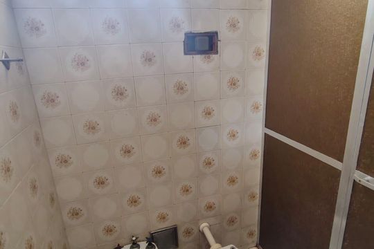 Banheiro de apartamento à venda com 2 quartos, 48m² em Coelho Neto, Rio de Janeiro