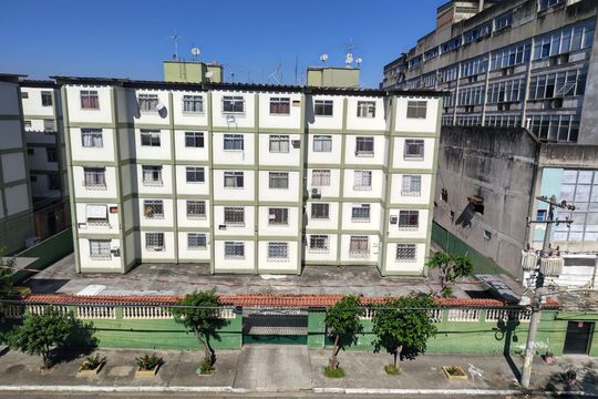 Vista de apartamento à venda com 2 quartos, 48m² em Coelho Neto, Rio de Janeiro