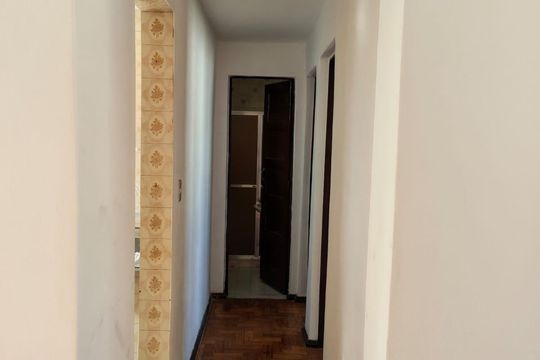 Corredor de apartamento à venda com 2 quartos, 48m² em Coelho Neto, Rio de Janeiro