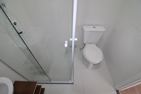 Banheiro de apartamento para alugar com 1 quarto, 30m² em Parada Inglesa, São Paulo