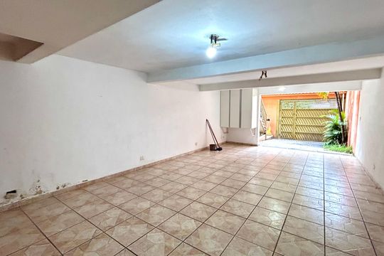 Garagem de casa à venda com 3 quartos, 250m² em Parque Continental Ii, Guarulhos