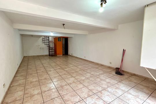 Garagem de casa à venda com 3 quartos, 250m² em Parque Continental Ii, Guarulhos