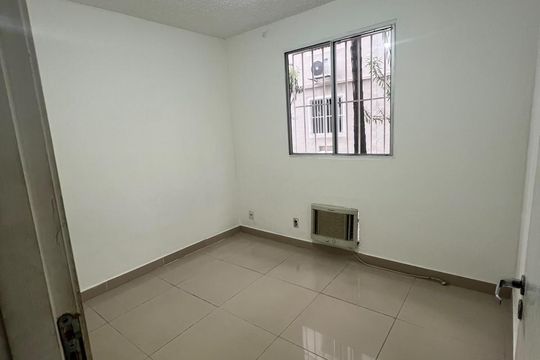 Quarto de casa à venda com 2 quartos, 55m² em Tomás Coelho, Rio de Janeiro