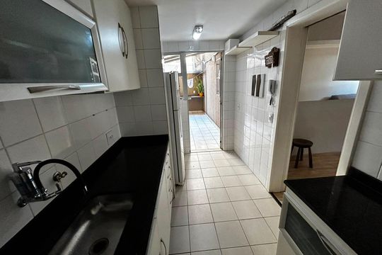 Cozinha de apartamento para alugar com 3 quartos, 80m² em União, Belo Horizonte