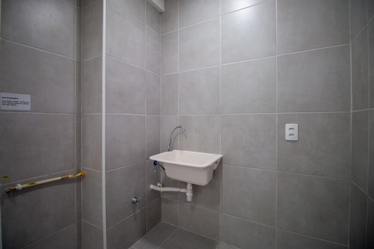 Área de Serviço de apartamento para alugar com 2 quartos, 38m² em Rio Comprido, Rio de Janeiro