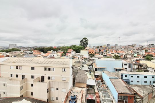 Vista da janela de apartamento para alugar com 2 quartos, 35m² em Jardim Helena, São Paulo