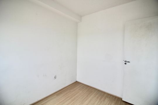 Quarto 1 de apartamento para alugar com 2 quartos, 35m² em Jardim Helena, São Paulo