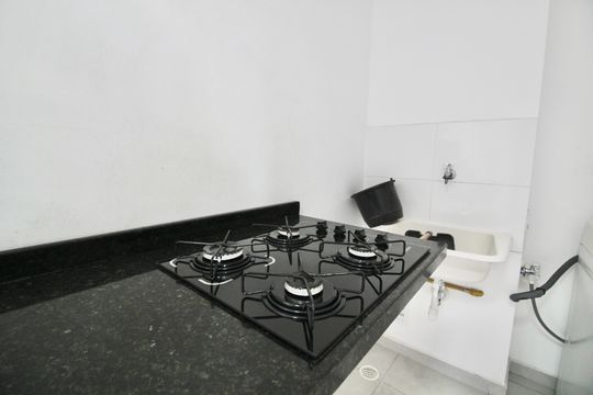 Cozinha de apartamento para alugar com 2 quartos, 35m² em Jardim Helena, São Paulo