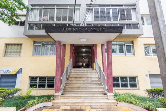 Fachada de apartamento à venda com 3 quartos, 120m² em Pinheiros, São Paulo
