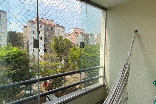Sala - Varanda de apartamento à venda com 2 quartos, 56m² em Bandeiras, Osasco