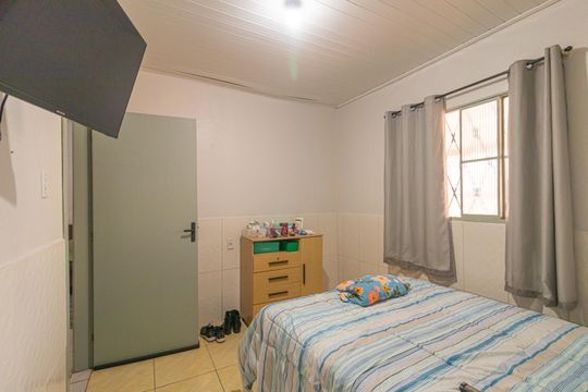 Quarto 1 de casa à venda com 2 quartos, 80m² em Harmonia, Canoas