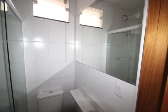 Banheiro de casa para alugar com 1 quarto, 30m² em Chora Menino, São Paulo