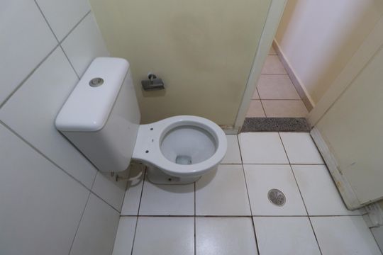 Banheiro  de apartamento para alugar com 2 quartos, 50m² em Jardim Paulistano, Ribeirão Preto