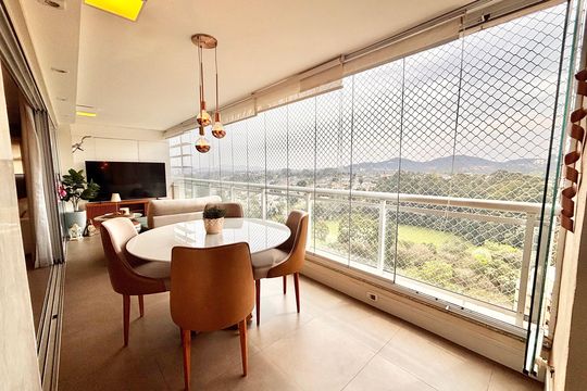 Varanda de apartamento à venda com 3 quartos, 196m² em Empresarial 18 do Forte, Barueri