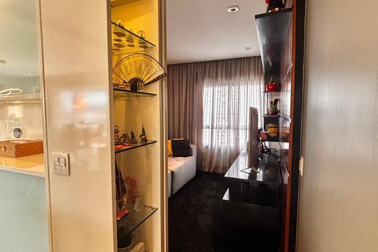 Sala 2 de apartamento à venda com 3 quartos, 196m² em Empresarial 18 do Forte, Barueri