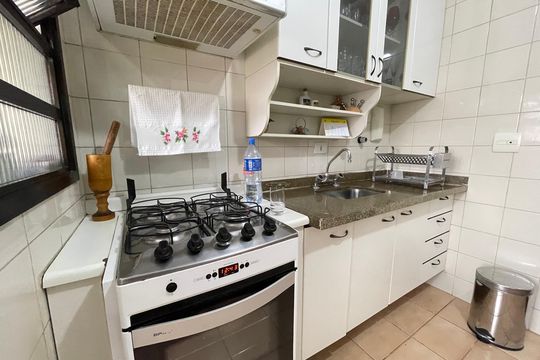 Cozinha de apartamento à venda com 3 quartos, 74m² em Jardim das Vertentes, São Paulo
