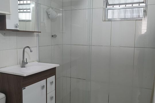 Banheiro  de apartamento à venda com 2 quartos, 60m² em Vila Guilherme, São Paulo
