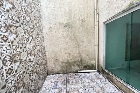 Área comum de casa à venda com 4 quartos, 190m² em Jardim Sulacap, Rio de Janeiro