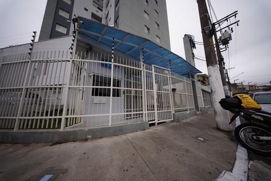 Fachada de apartamento à venda com 2 quartos, 54m² em Chácara Cruzeiro do Sul, São Paulo