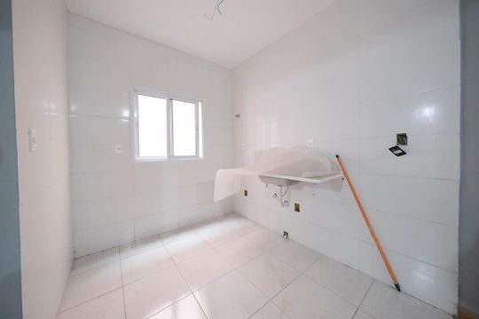 Sala/Cozinha de apartamento à venda com 2 quartos, 52m² em Vila Dalila, São Paulo