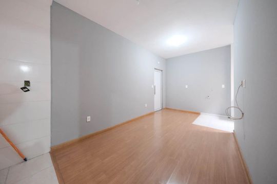 Sala/Cozinha de apartamento à venda com 2 quartos, 52m² em Vila Dalila, São Paulo