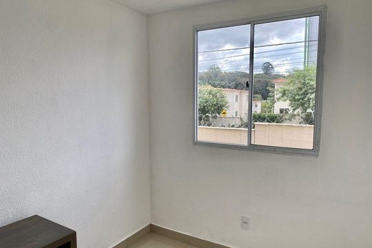 Quarto 1 de apartamento para alugar com 2 quartos, 44m² em Conquista Veredas, Contagem