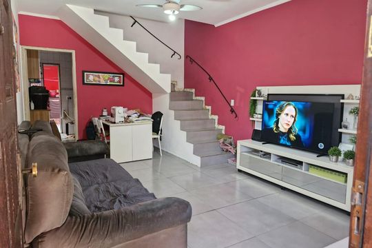 Casa à venda com 3 quartos, 71m² em Vila Pierina, São Paulo
