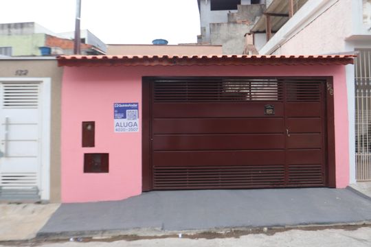 Fachada de casa para alugar com 1 quarto, 80m² em Vila Fatima, São Paulo