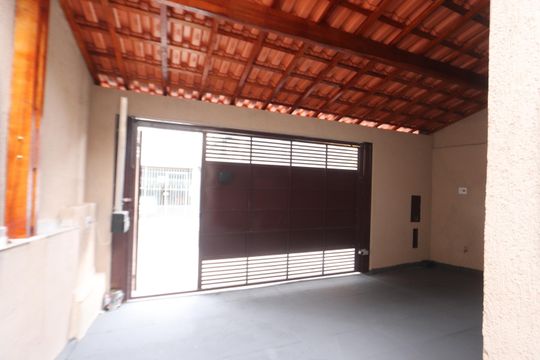 Garagem de casa para alugar com 1 quarto, 80m² em Vila Fatima, São Paulo