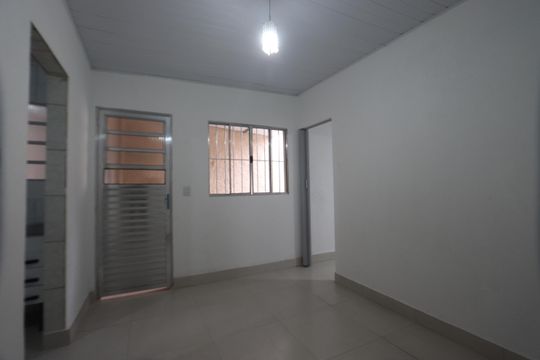 Sala de casa para alugar com 1 quarto, 80m² em Vila Fatima, São Paulo