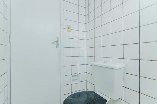 Banheiro de apartamento para alugar com 2 quartos, 43m² em Vila Izabel, Guarulhos