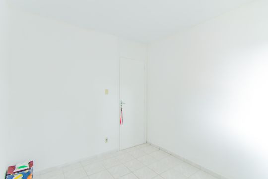 Quarto 1 de apartamento para alugar com 2 quartos, 43m² em Vila Izabel, Guarulhos